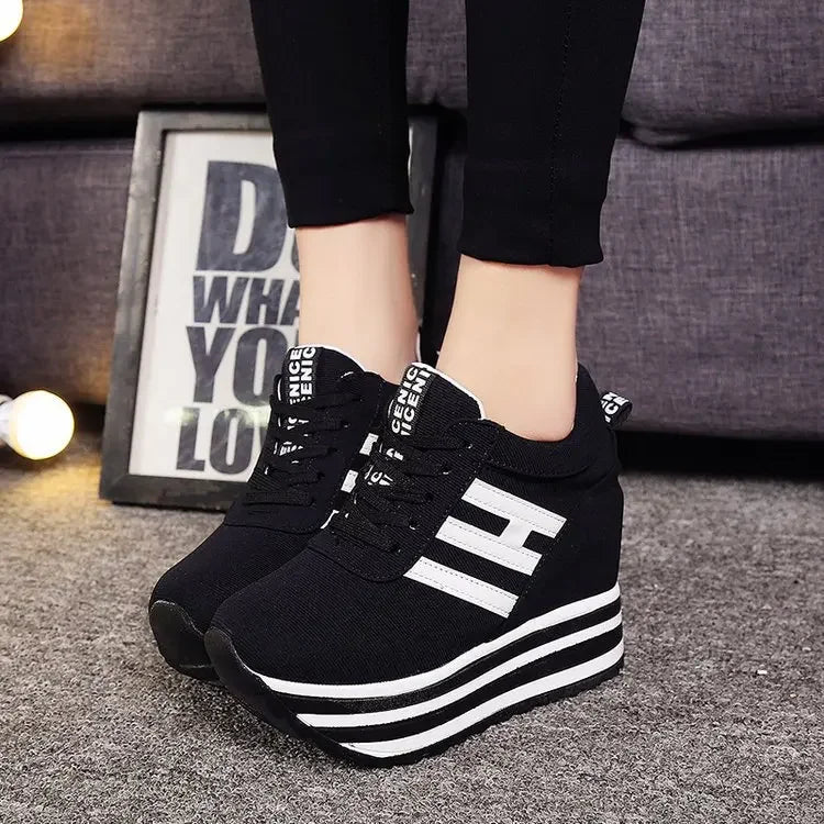 2024 New Winter Women Shoes Warm Fur Plush Lady Casual Shoes Lace Up Fashion Sneakers Platform Snow Boots Big Size - 𝐃𝐔𝐕𝐋𝐀𝐒𝐇𝐎𝐏