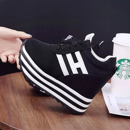 2024 New Winter Women Shoes Warm Fur Plush Lady Casual Shoes Lace Up Fashion Sneakers Platform Snow Boots Big Size - 𝐃𝐔𝐕𝐋𝐀𝐒𝐇𝐎𝐏