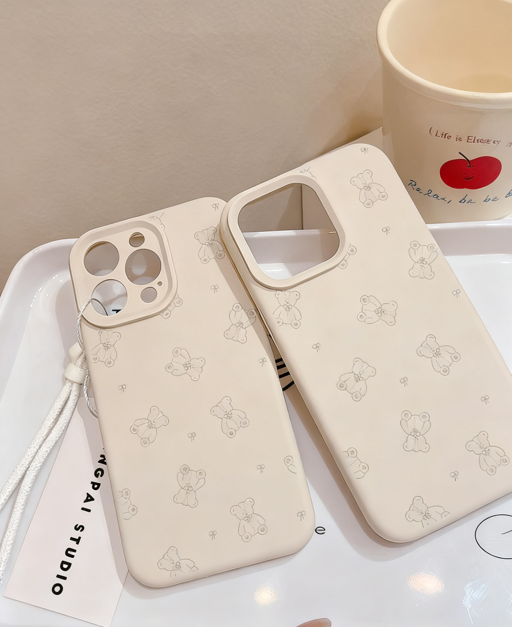 Suitable for Apple Doll Bear Liquid Silicone 16Promax Phone Case