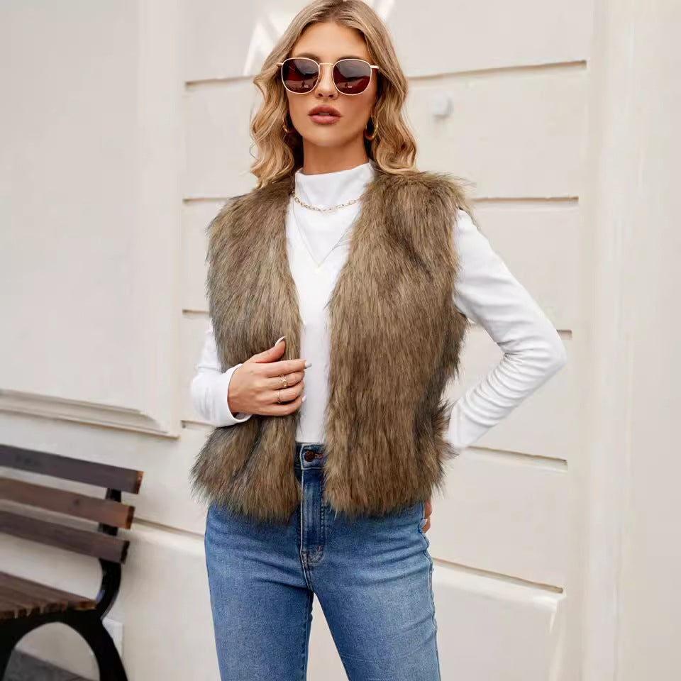 V-neck short women's faux fur jacket