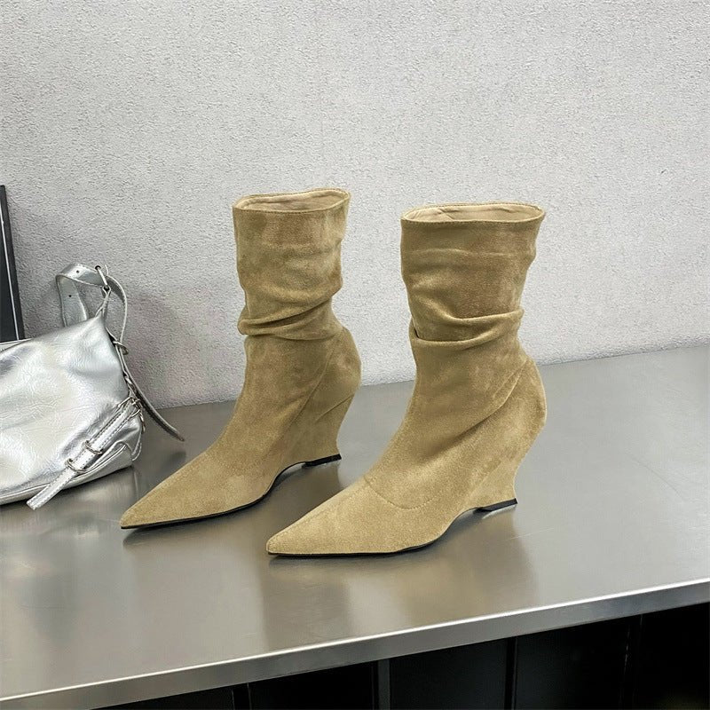 Autumn and Winter New Fashionable French Pointed Slope Heel Stacked Women's Boots Soft Leather High Heels Comfortable Short Boots - 𝐝𝐮𝐯𝐥𝐚𝐬𝐡𝐨𝐩.𝐜𝐨𝐦