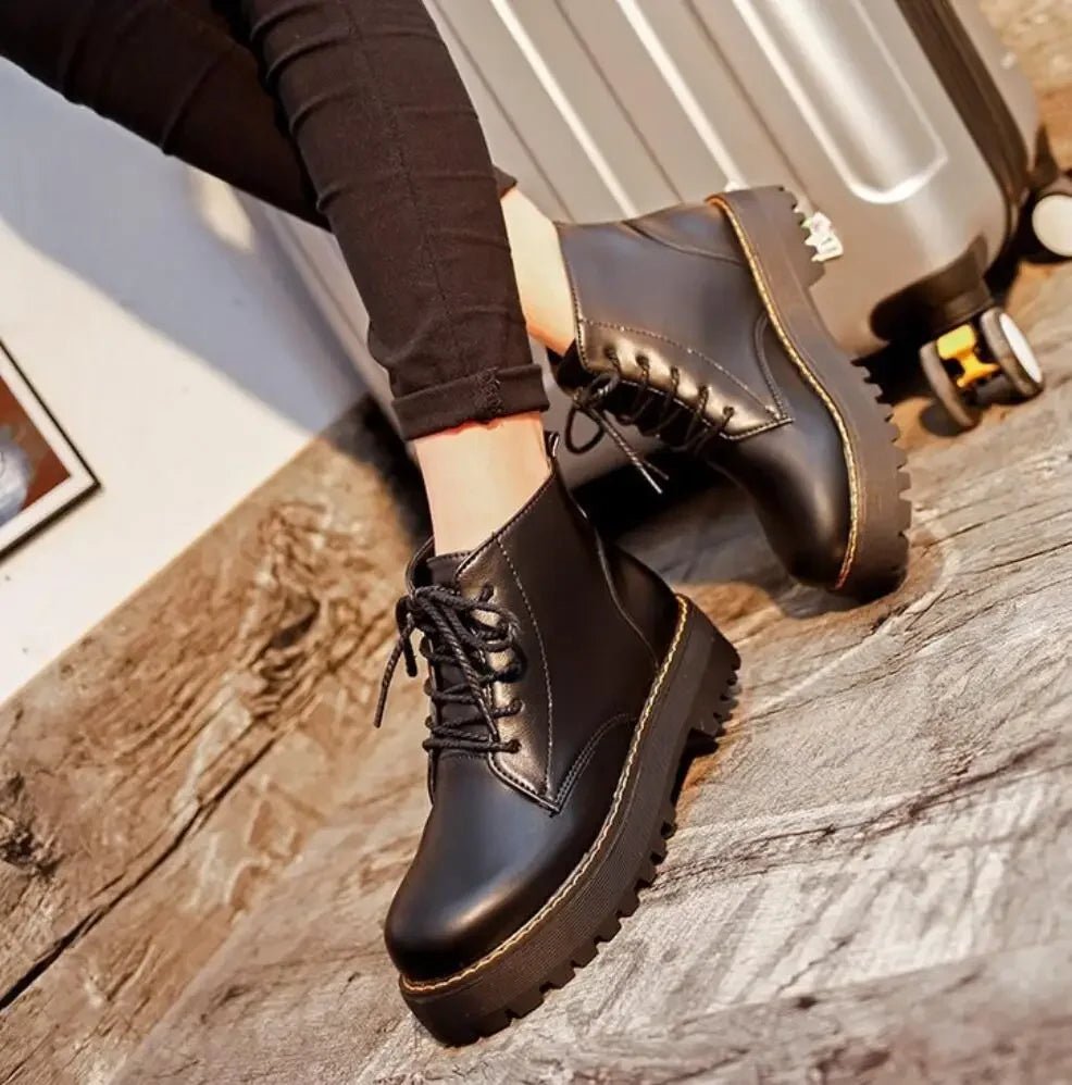 Autumn Winter Women Ankle Boots Platform Lace Up Casual Shoes Woman Retro Oxfords Female Waterproof Goth Thick Boots Footwe - 𝐃𝐔𝐕𝐋𝐀𝐒𝐇𝐎𝐏