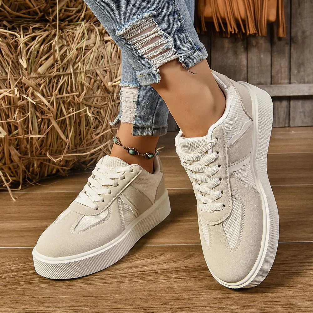 Lace Up Round Toe Contrast Sneakers - 𝐃𝐔𝐕𝐋𝐀𝐒𝐇𝐎𝐏