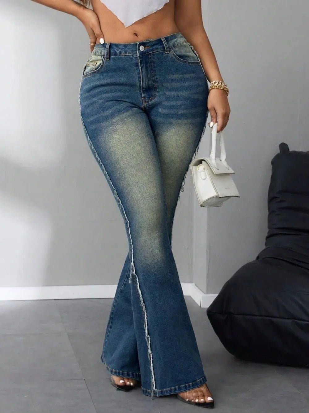 Side Raw Hem Flare Jeans - 𝐝𝐮𝐯𝐥𝐚𝐬𝐡𝐨𝐩.𝐜𝐨𝐦